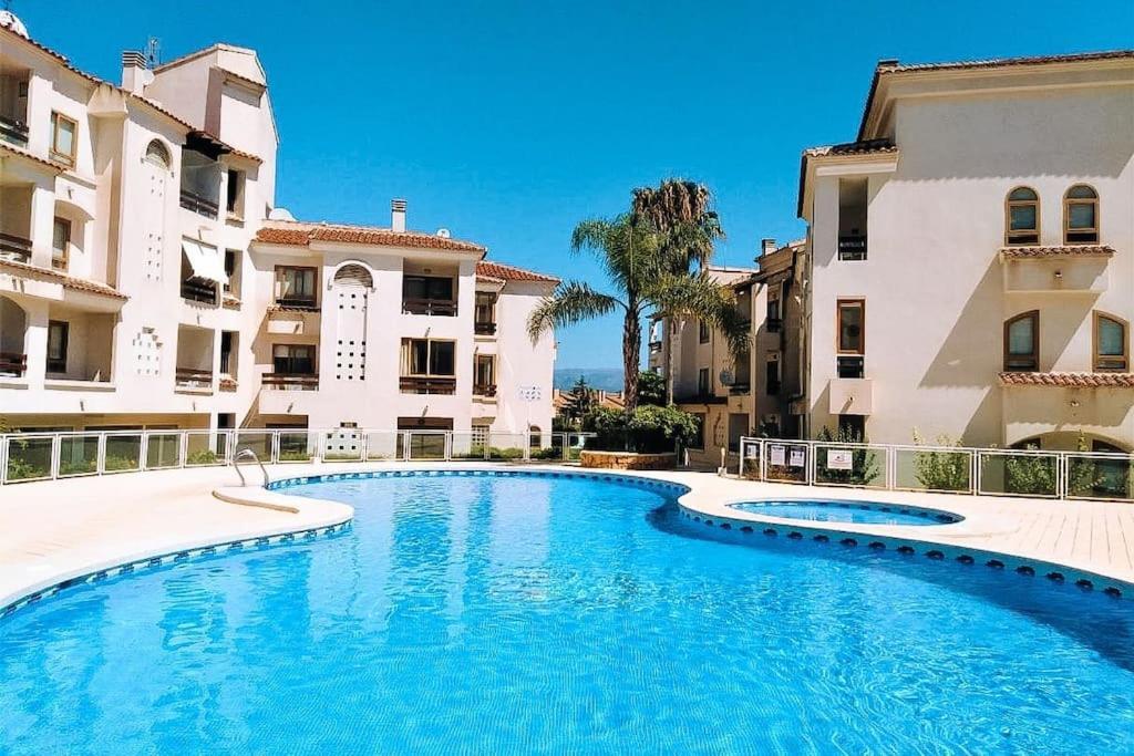 Precioso Apartamento Con Piscina Y Vistas アリカンテ エクステリア 写真