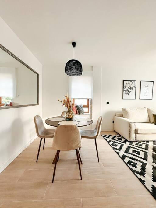 Precioso Apartamento Con Piscina Y Vistas アリカンテ エクステリア 写真