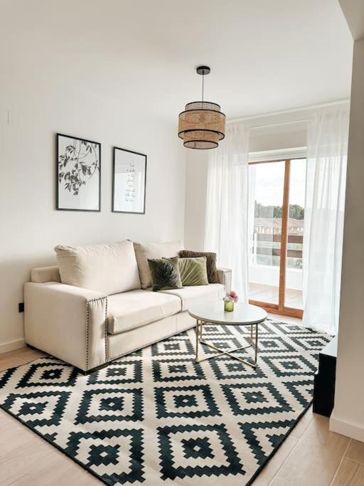 Precioso Apartamento Con Piscina Y Vistas アリカンテ エクステリア 写真