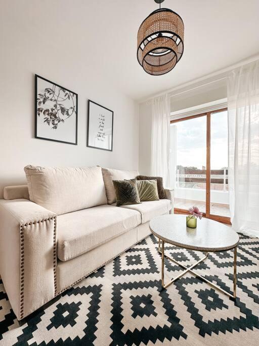 Precioso Apartamento Con Piscina Y Vistas アリカンテ エクステリア 写真
