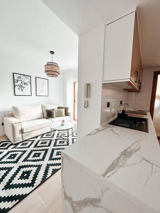 Precioso Apartamento Con Piscina Y Vistas アリカンテ エクステリア 写真