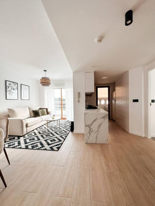 Precioso Apartamento Con Piscina Y Vistas アリカンテ エクステリア 写真